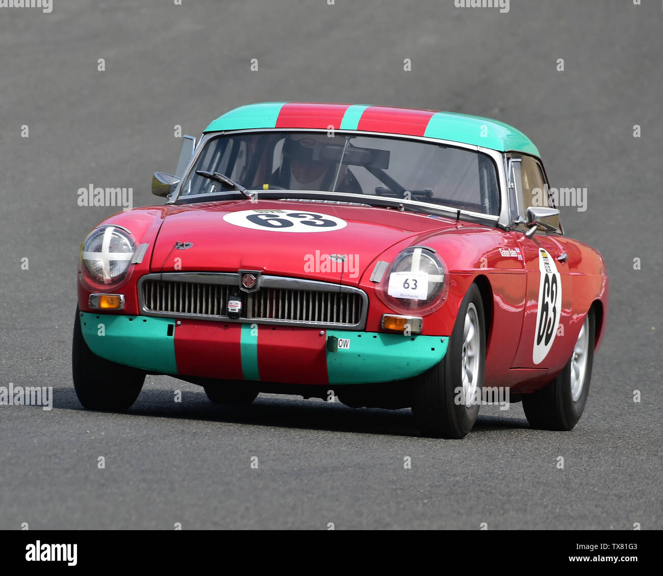 Graham Bates, MGB, Equipe GTS, Masters Historic Festival, Brands Hatch, May 2019. Brands Hatch, classic cars, classic event, Classic Racing Cars, FIA, Stock Photo
