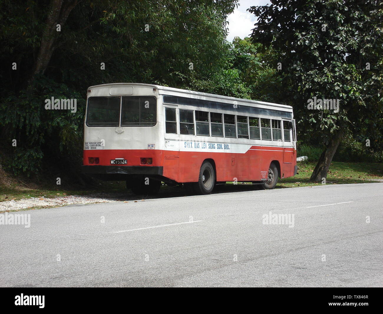 En omnibus hi-res stock photography and images - Alamy