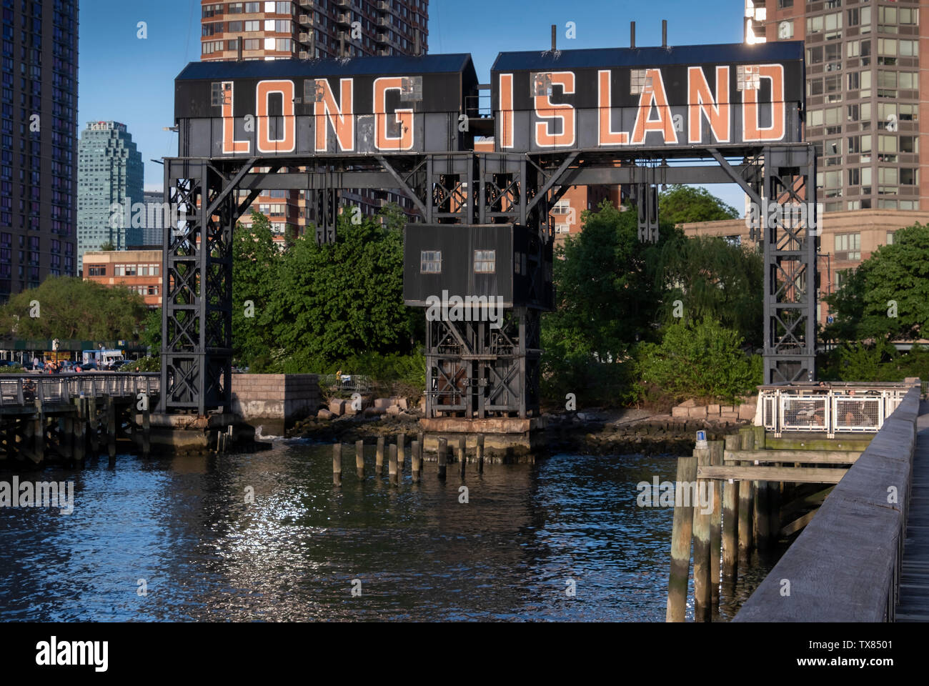 Gantry Plaza State Park with Long Island restored carfloat transfer bridges, Long Island City, New York, USA Stock Photo