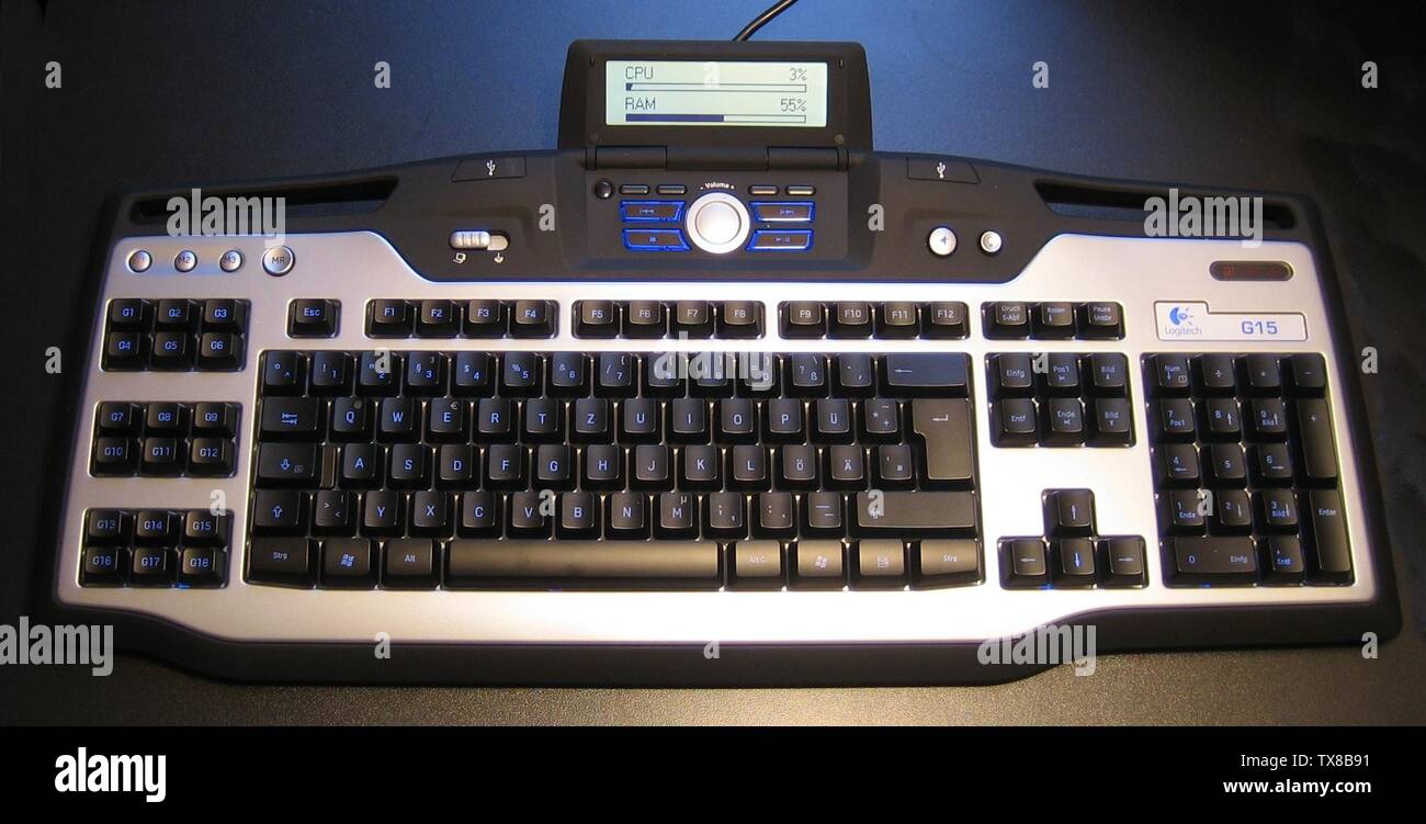 Logitech G15 Gaming Keyboard Quelle High Resolution Stock Photography and  Images - Alamy
