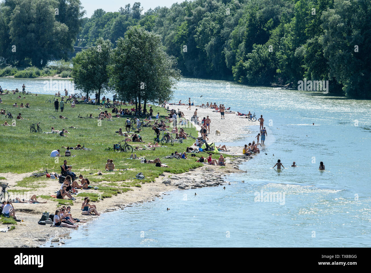 Munich Germany Th June Numerous People Sunbathe On The Isar In Summer Temperatures