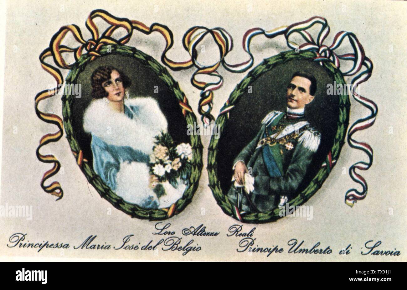 Cartolina edita in occasione delle nozze tra Umberto di Savoia, erede al trono d'italia, e Maria JosÃ¨ del Belgio; 1930; Cartolina d'epoca; Unknown; Stock Photo