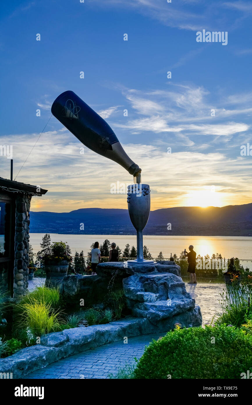 Okanagan valley sculpture winery hires stock photography and images