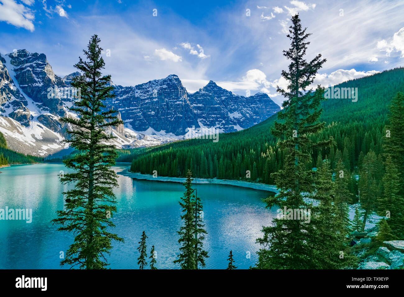 Moraine Lake, Banff National Prk, Alberta, Canada Stock Photo - Alamy