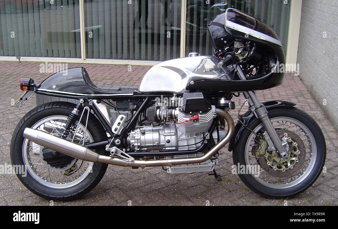 Moto guzzi v 1100 cafe racer hi-res stock photography and images - Alamy