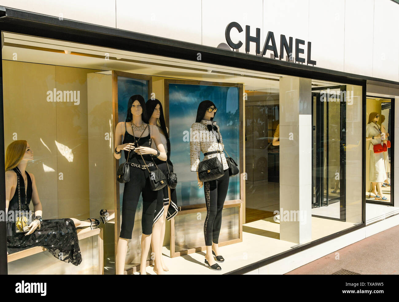 CANNES, FRANCE - APRIL 2019: Front of the store on the seafront in Cannes Stock Photo - Alamy