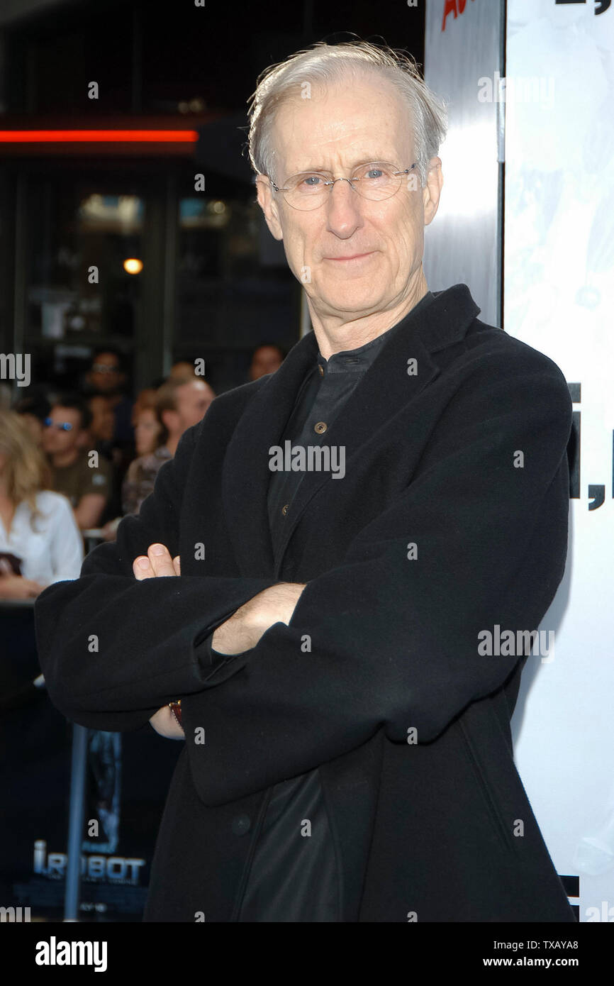 james cromwell i robot