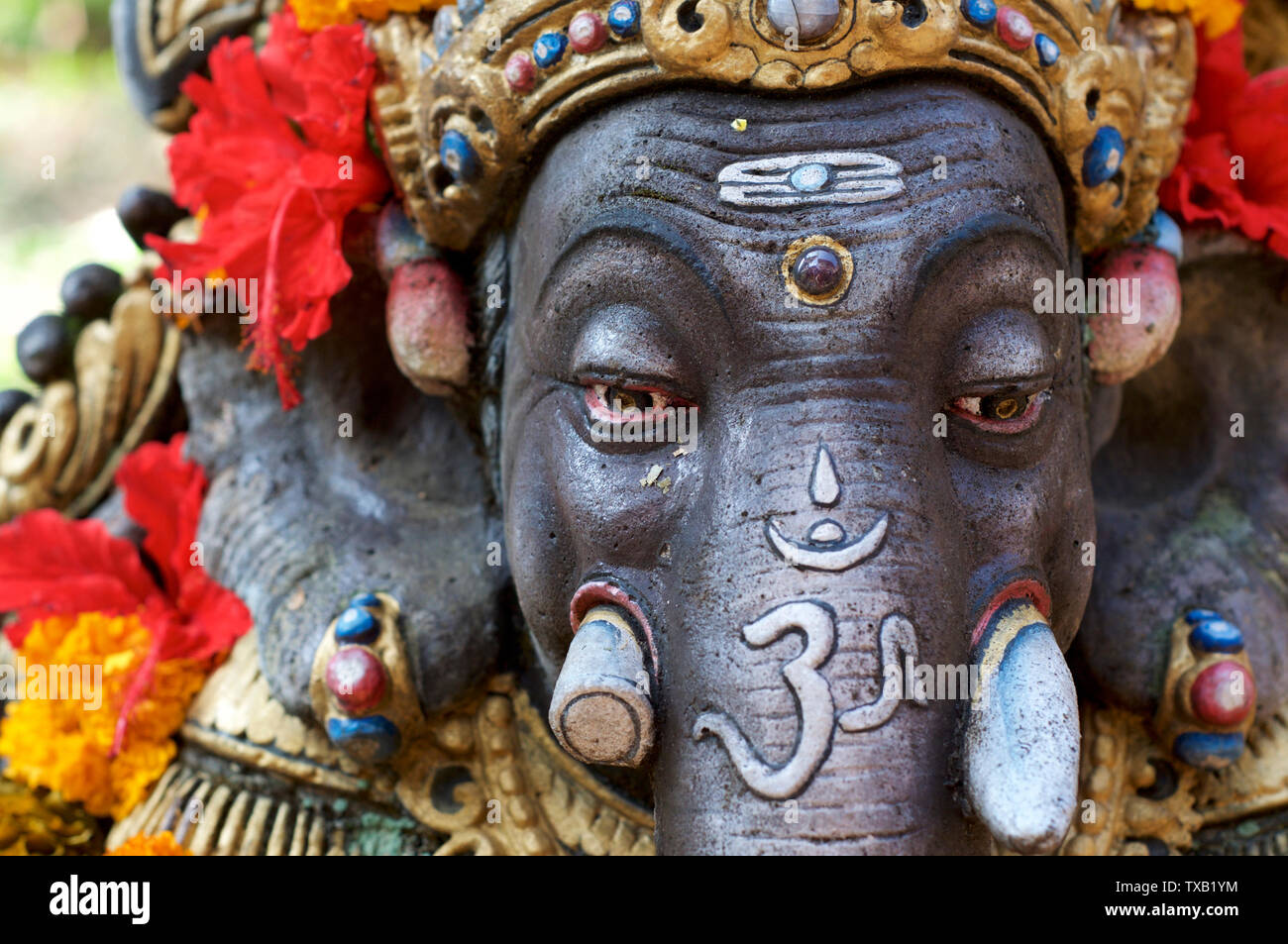 Colorful ganesha statue hires stock photography and images Alamy