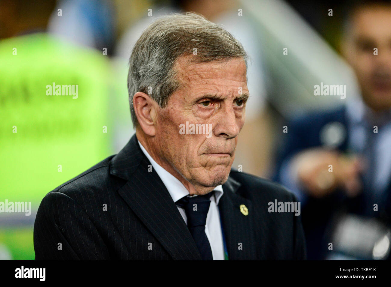 Rio De Janeiro, Brazil. 24th June, 2019. Coach Oscar Tabarez during a match between Chile and Uruguay, valid for the group stage of the Copa America 2019, held this Monday (24) at the Maracanã Stadium in Rio de Janeiro, RJ. Credit: Celso Pupo/FotoArena/Alamy Live News Stock Photo