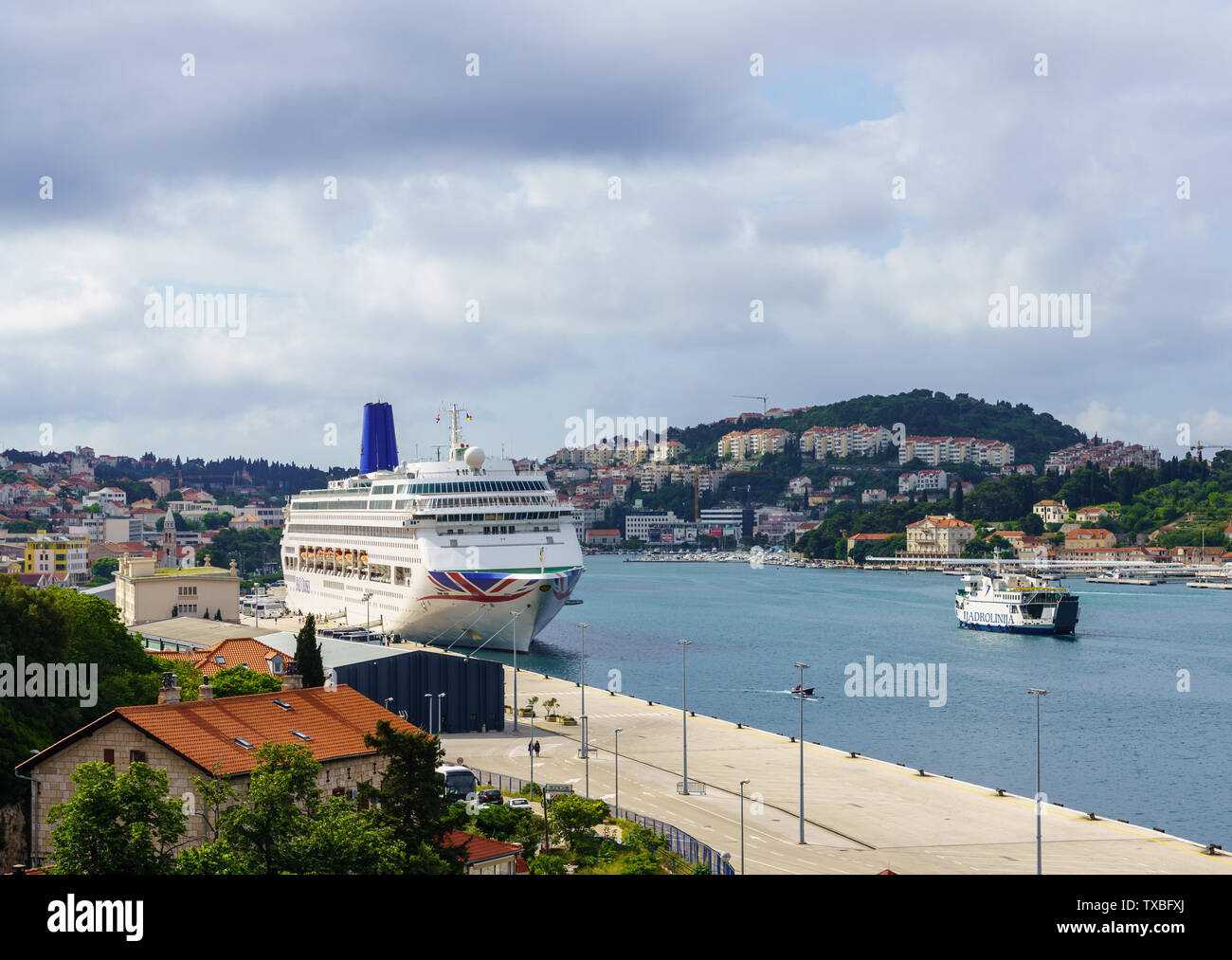 Blue Cruises Stock Photos Blue Cruises Stock Images Alamy
