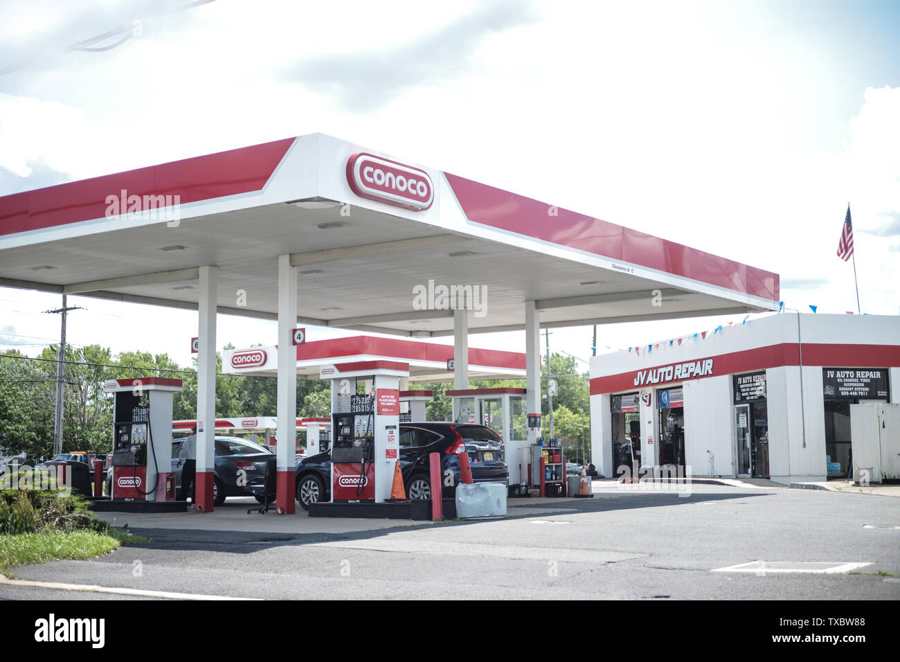 Princeton New Jersey, USA, June 23, 2019:Phillips 66 Conoco gas service station - Image Stock Photo