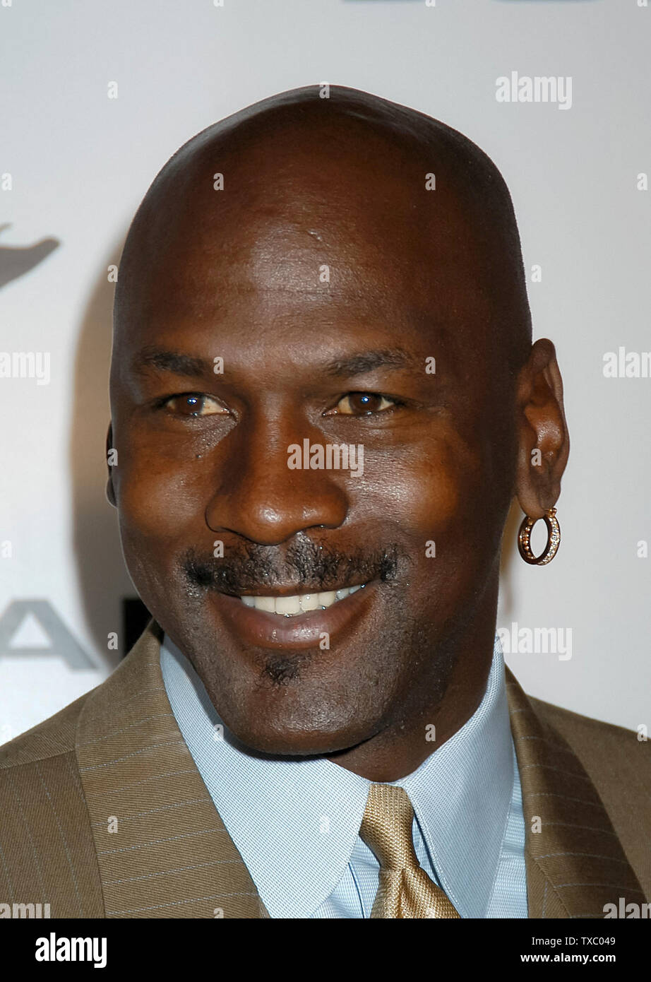 michael-jordan-at-jordans-nba-all-star-comedy-court-and-celebrity-after-party-at-the-wadsworth-theatre-in-los-angeles-ca-the-event-took-place-on-friday-february-13-2004-photo-by-sbm-picturelux-file-reference-33790-4274smbplx-TXC049.jpg