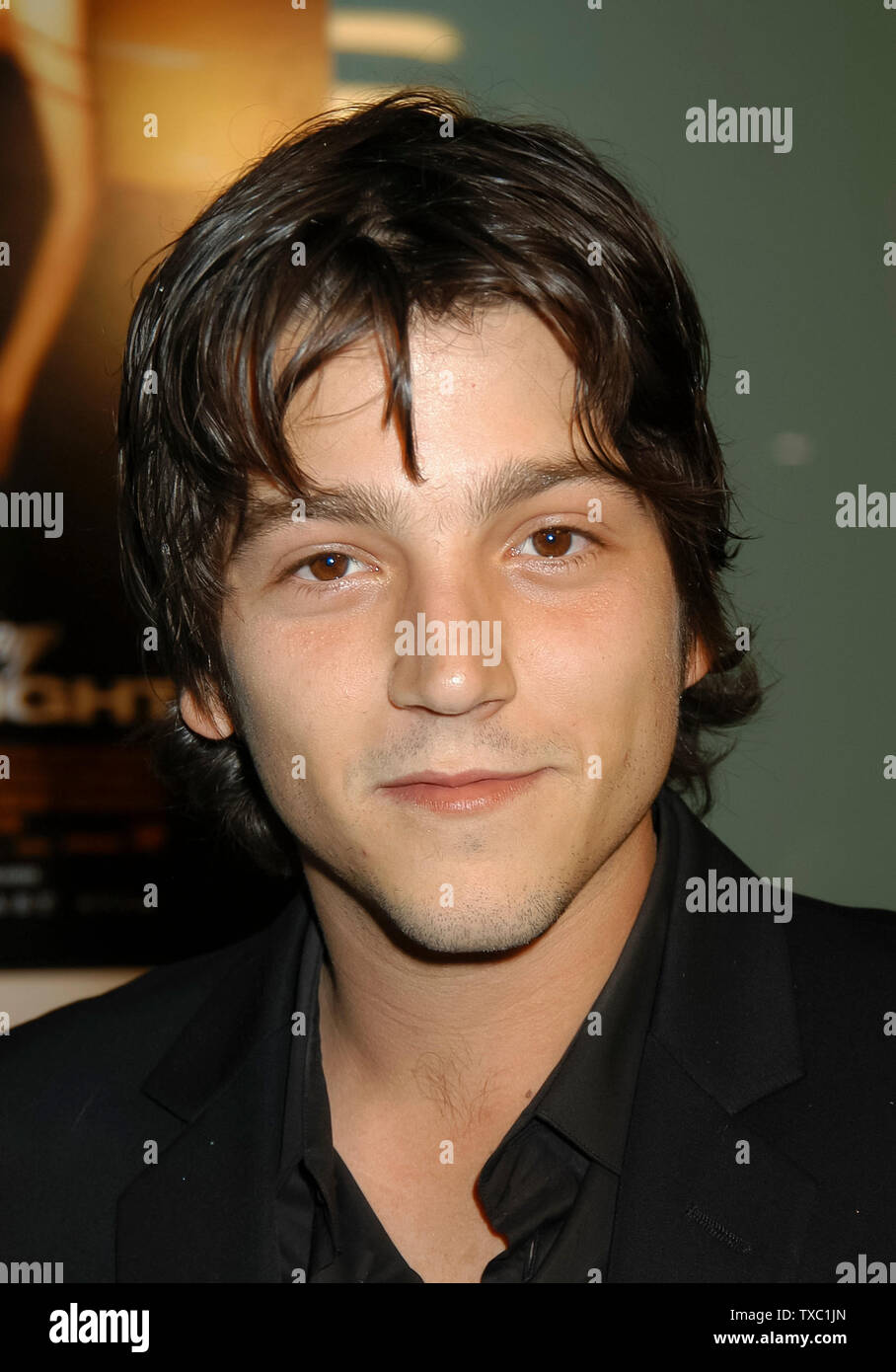 Diego Luna at the 'Dirty Dancing: Havana Nights' World Premiere at The Arclight Cinerama Dome in Hollywood, The event took place on Tuesday, February 24, 2004. Photo by: SBM / PictureLux -