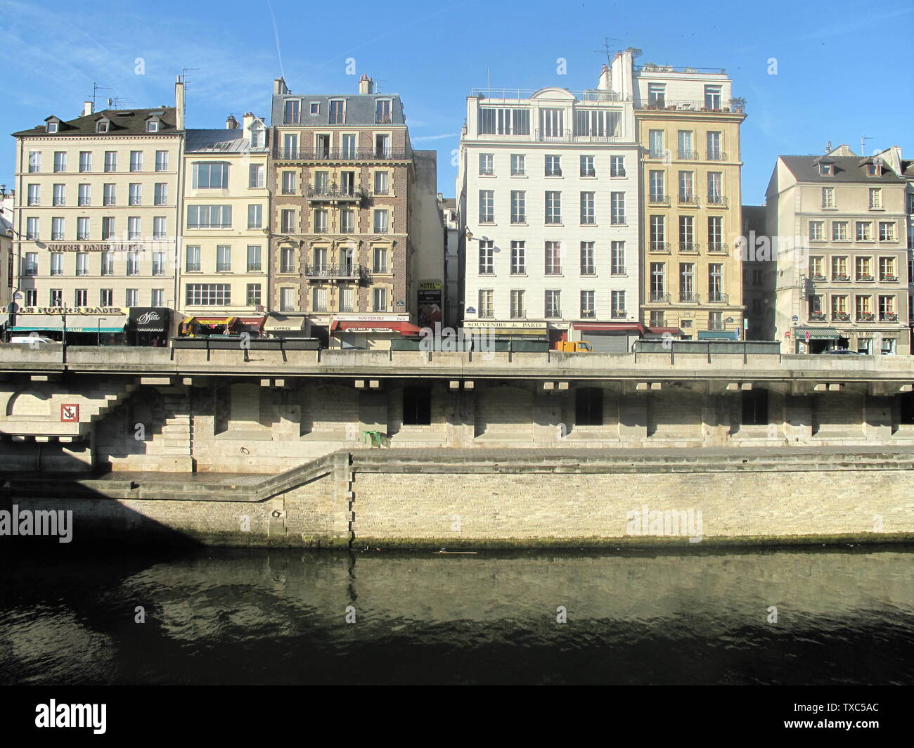 Seen from the quai saint michel hires stock photography and images Alamy