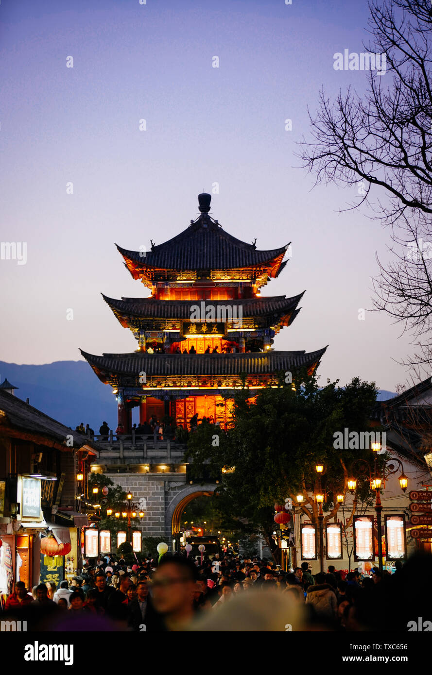 Featured image of post Chinese Back Its First Picture / Here, we&#039;ve outlined china&#039;s history in a basic introduction and hope you have a good overview of it.