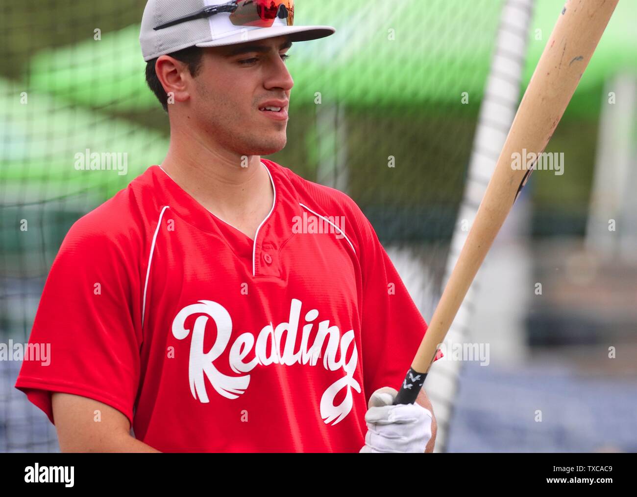 phillies batting practice jersey