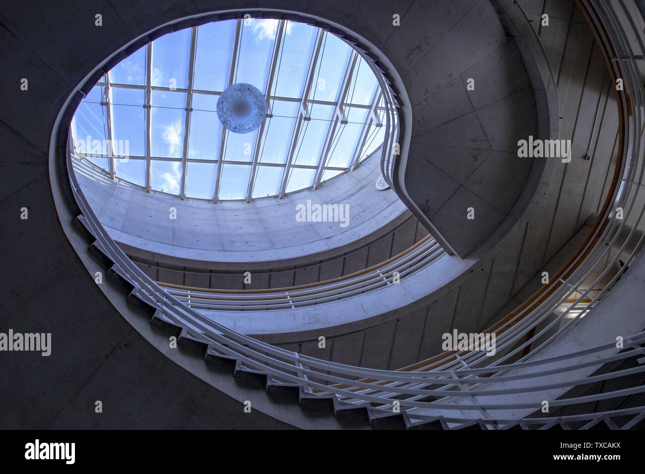 Beautifuly Designed Modern Building Interiors With A Glass