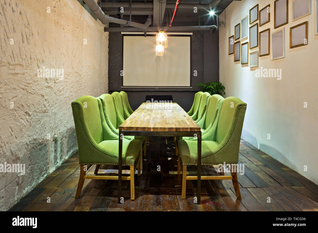 Conference table and chairs in meeting room Stock Photo Alamy