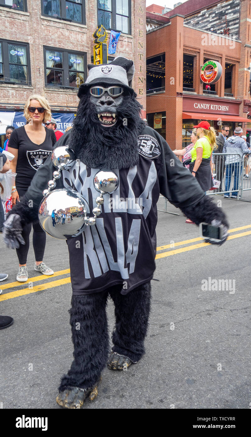 Gorilla costume hi-res stock photography and images - Alamy