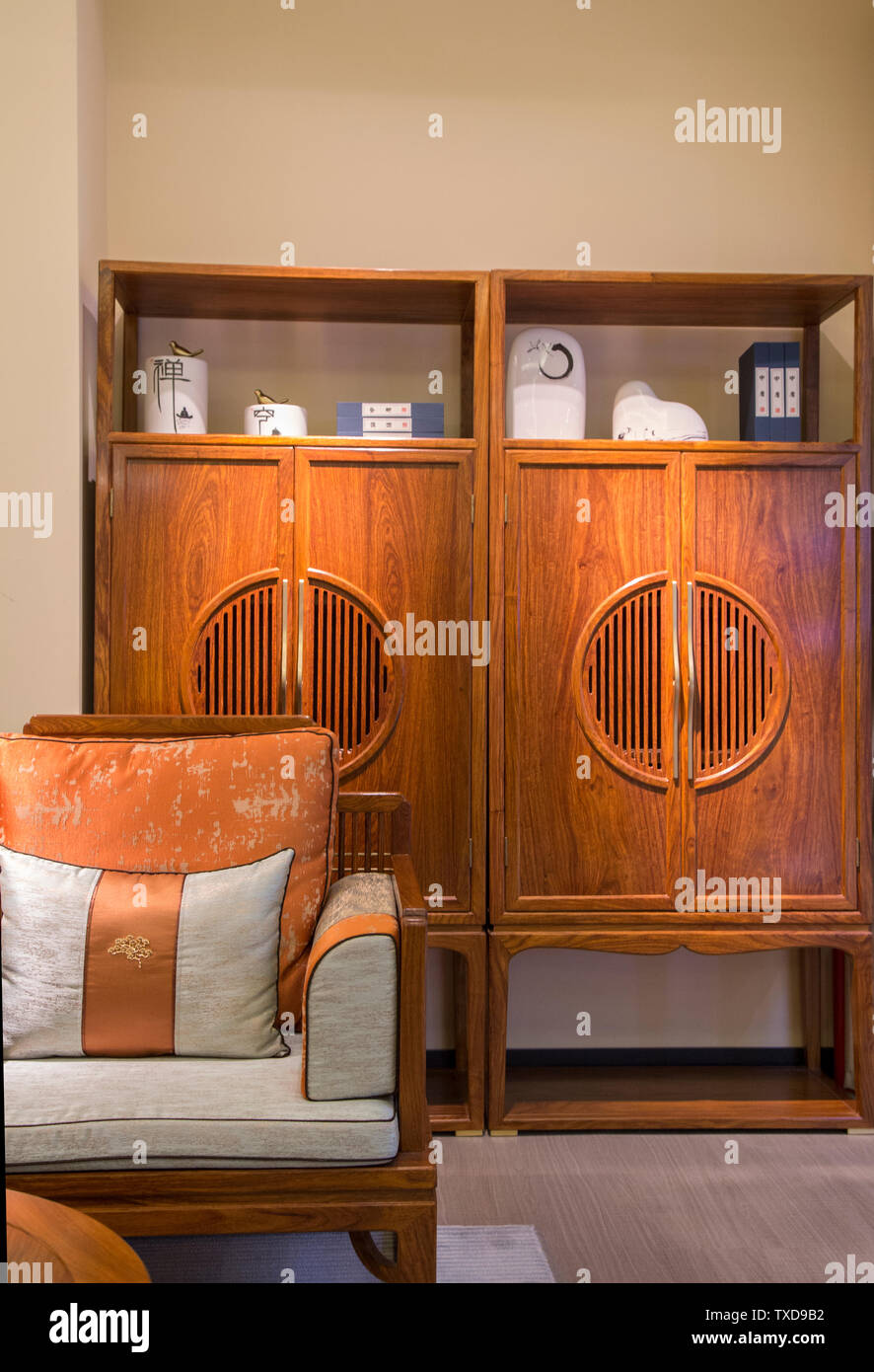 Sofa and housing lights hires stock photography and images Alamy