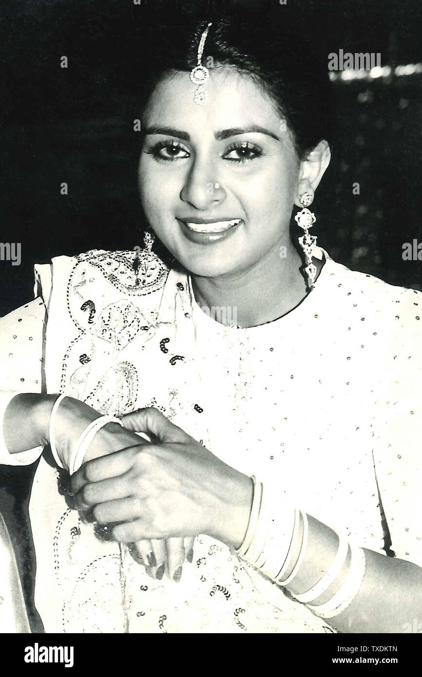 Actress poonam dhillon hi-res stock photography and images - Alamy Actress poonam dhillon hi-res stock photography and images - Alamy