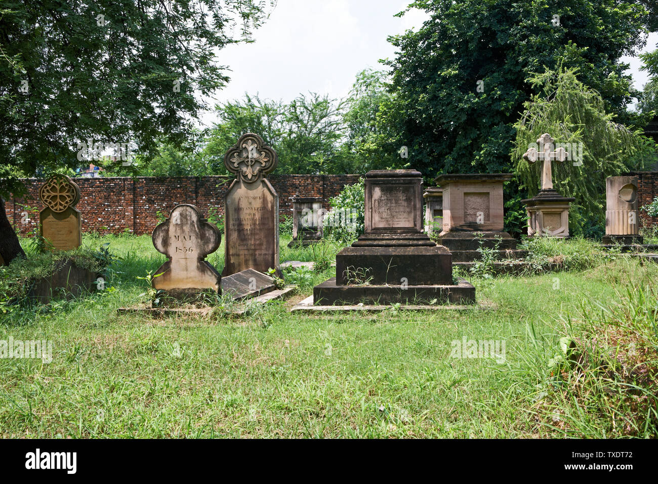 British soldiers Graves, Allahabad, Uttar Pradesh, India, Asia Stock Photo