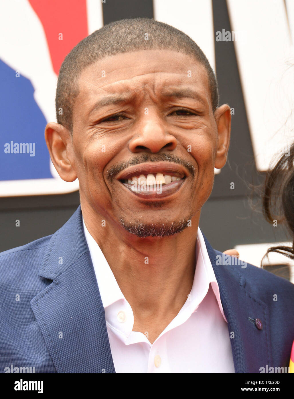 Muggsy bogues hi-res stock photography and images - Alamy