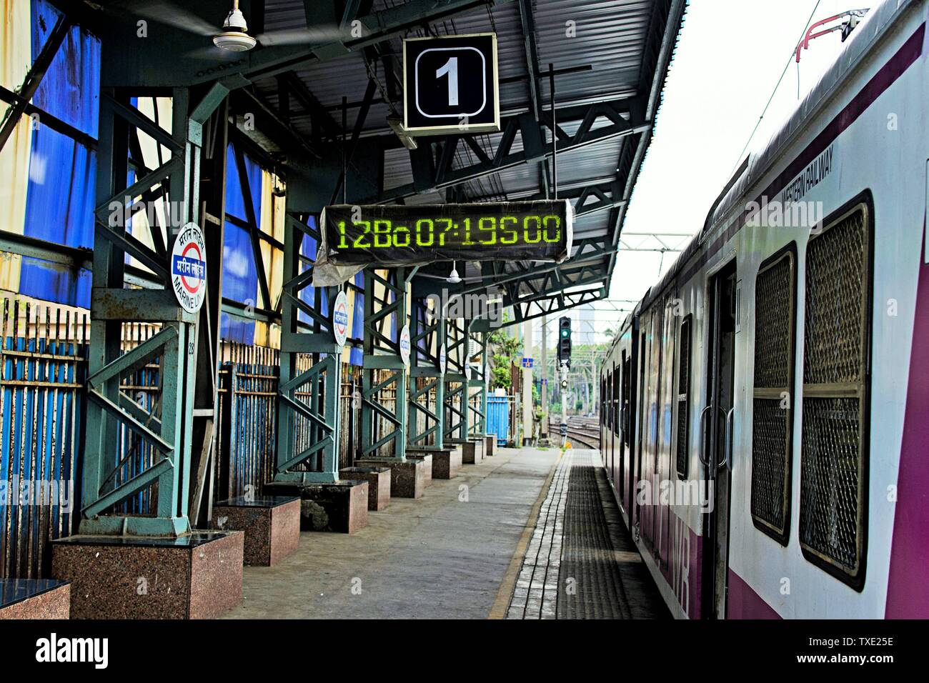 marine lines railway station, Mumbai, Maharashtra, India, Asia Stock
