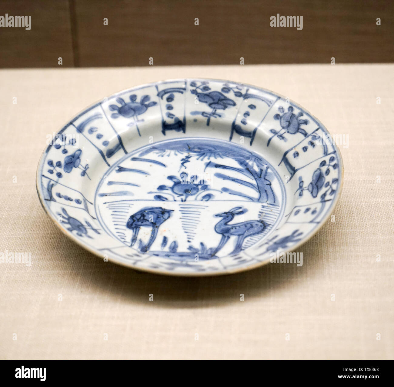 Ming Dynasty porcelain Stock Photo Alamy