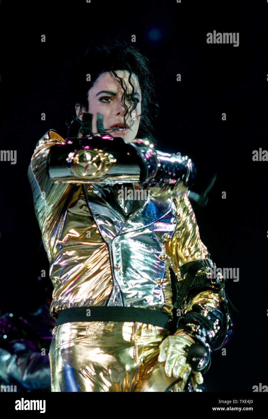 FILE PHOTO*** American pop star Michael Jackson performs in Prague