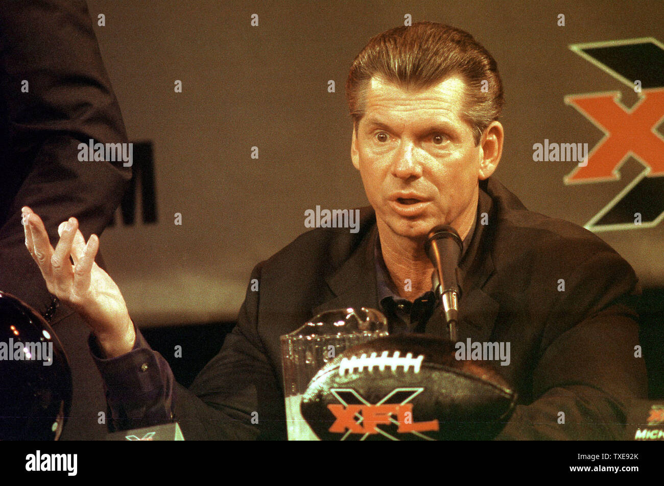 NYP2000020304 - 03 FEBRUARY 2000 - NEW YORK, NEW YORK, USA: Vince McMahon, Chairman of the World Wrestling Federation announces, February 3, the formation of the 'XFL',a new football league scheduled to start in February 2001.  rg/ep/Ezio Petersen   UPI Stock Photo