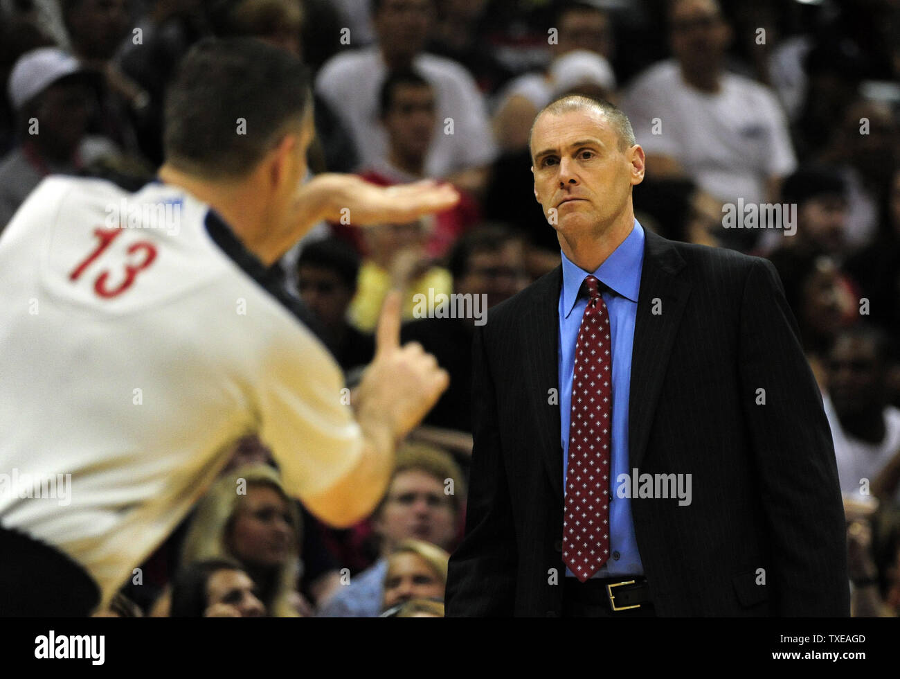 Basketball referee signals foul hires stock photography and images Alamy