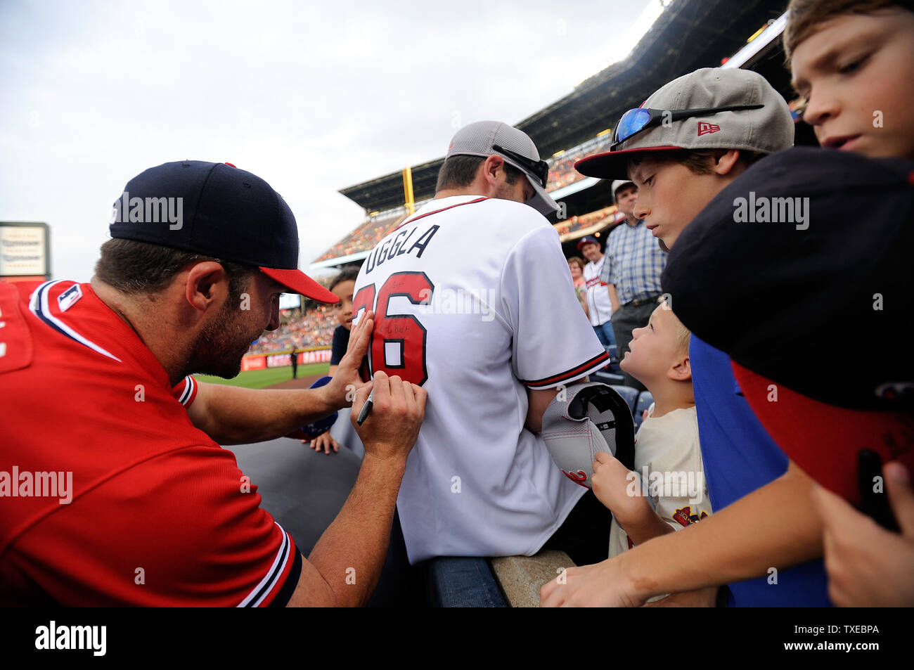 turner field shirt