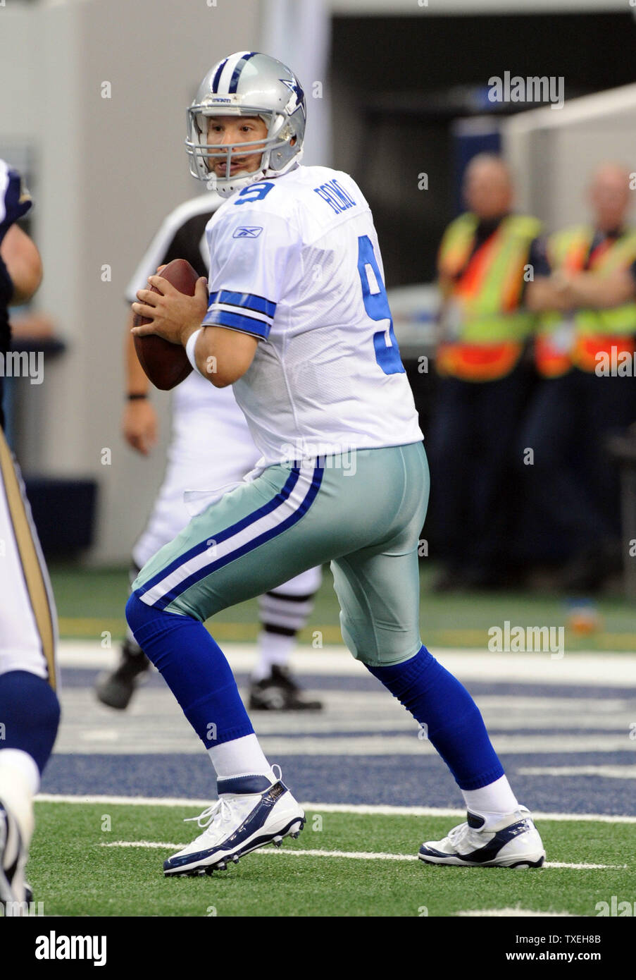 Dallas Cowboys Tony Romo looks to throw against the St. Louis Rams ...