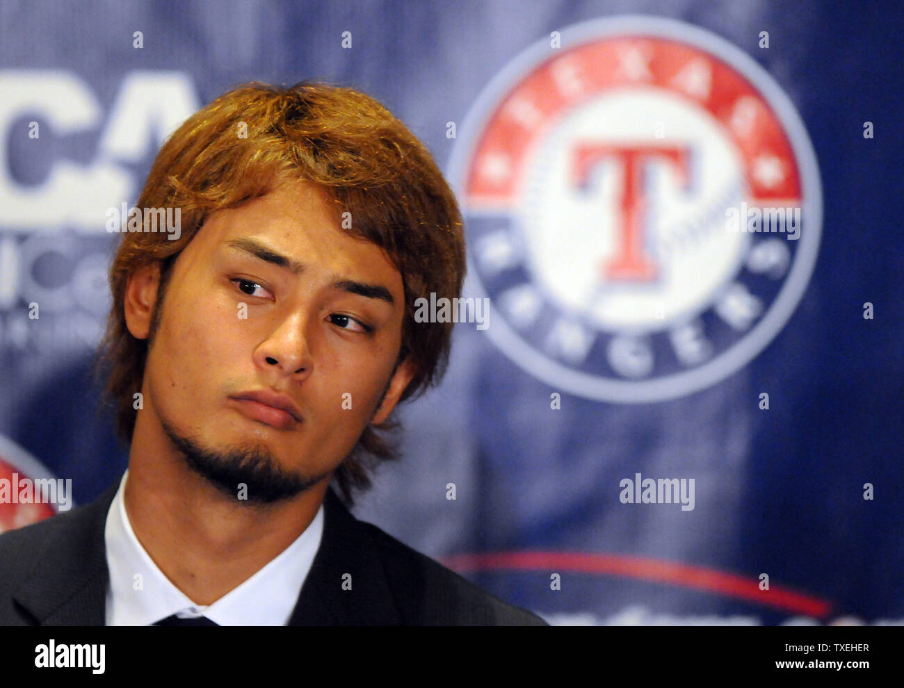 Texas Rangers sign Japanese sensation Yu Darvish to six-year deal 