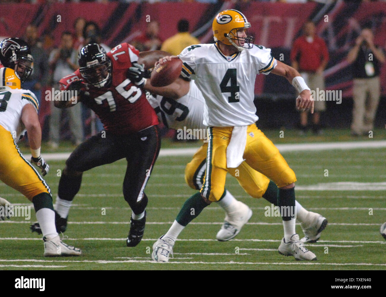 Packers History on X: Today in 2003: One day removed from the passing of  his father, Brett Favre throws for 399 yards and four TDs as Packers  trounce Raiders, 41-7, on MNF.