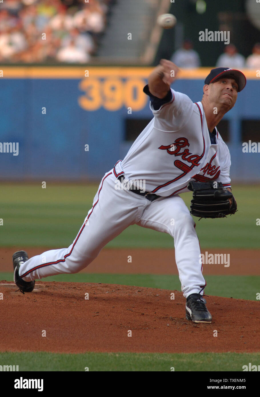 Atlanta Braves starting pitcher Tim Hudson throws against the visiting Boston Red Sox in the first inning of interleague playJune 16, 2006, in Atlanta's Turner Field.  (UPI Photo/John Dickerson) Stock Photo