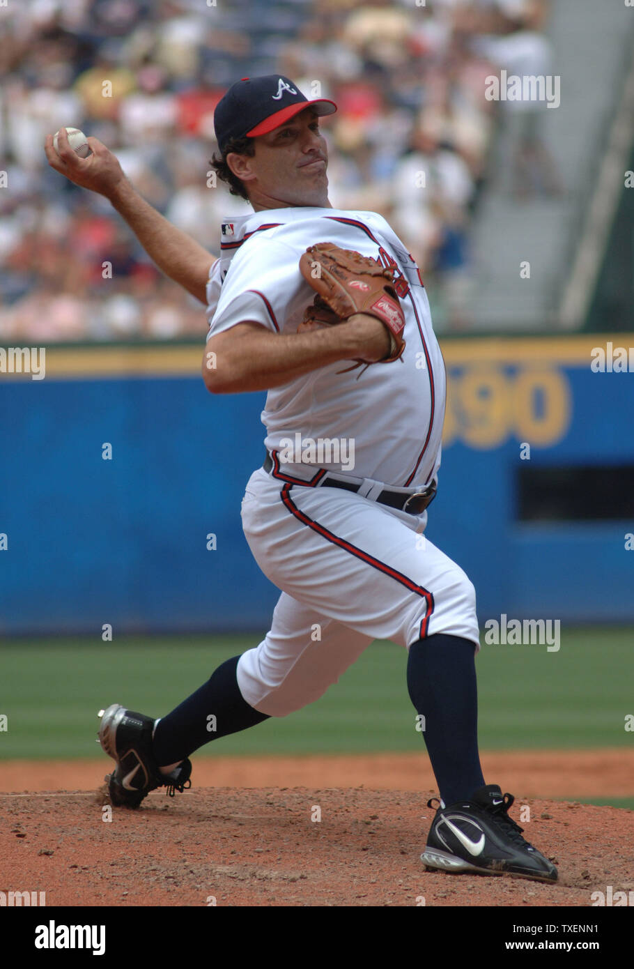 Atlanta Braves relief pitcher Mike Remlinger throws against the Boston Red Sox in the fifth inning June 17, 2006, in Atlanta's Turner Field.  The Red Sox defeated the Braves 5-3 (UPI Photo/John Dickerson) Stock Photo