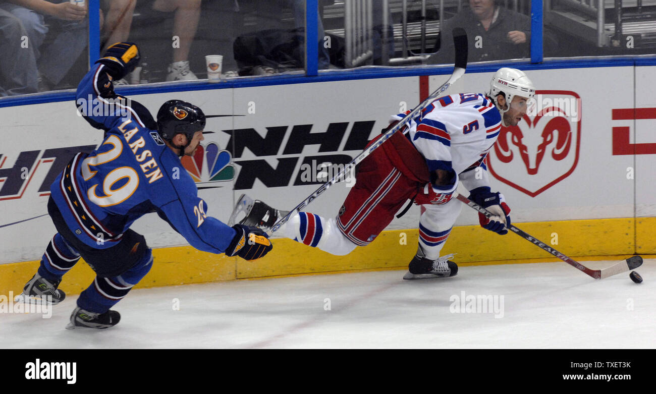 Ny rangers hi-res stock photography and images - Alamy