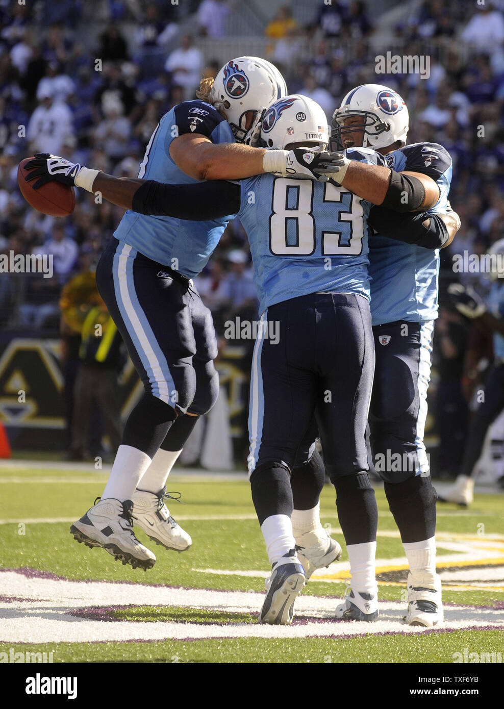 Tennessee Titans tight end Alge Crumpler (83) celebrates with fellow teammates after catching an 11-yard pass for a touchdown against the Baltimore Ravens in the 4th quarter  at M & T Bank Stadium in Baltimore on October 5, 2008. (UPI Photo/Kevin Dietsch) Stock Photo