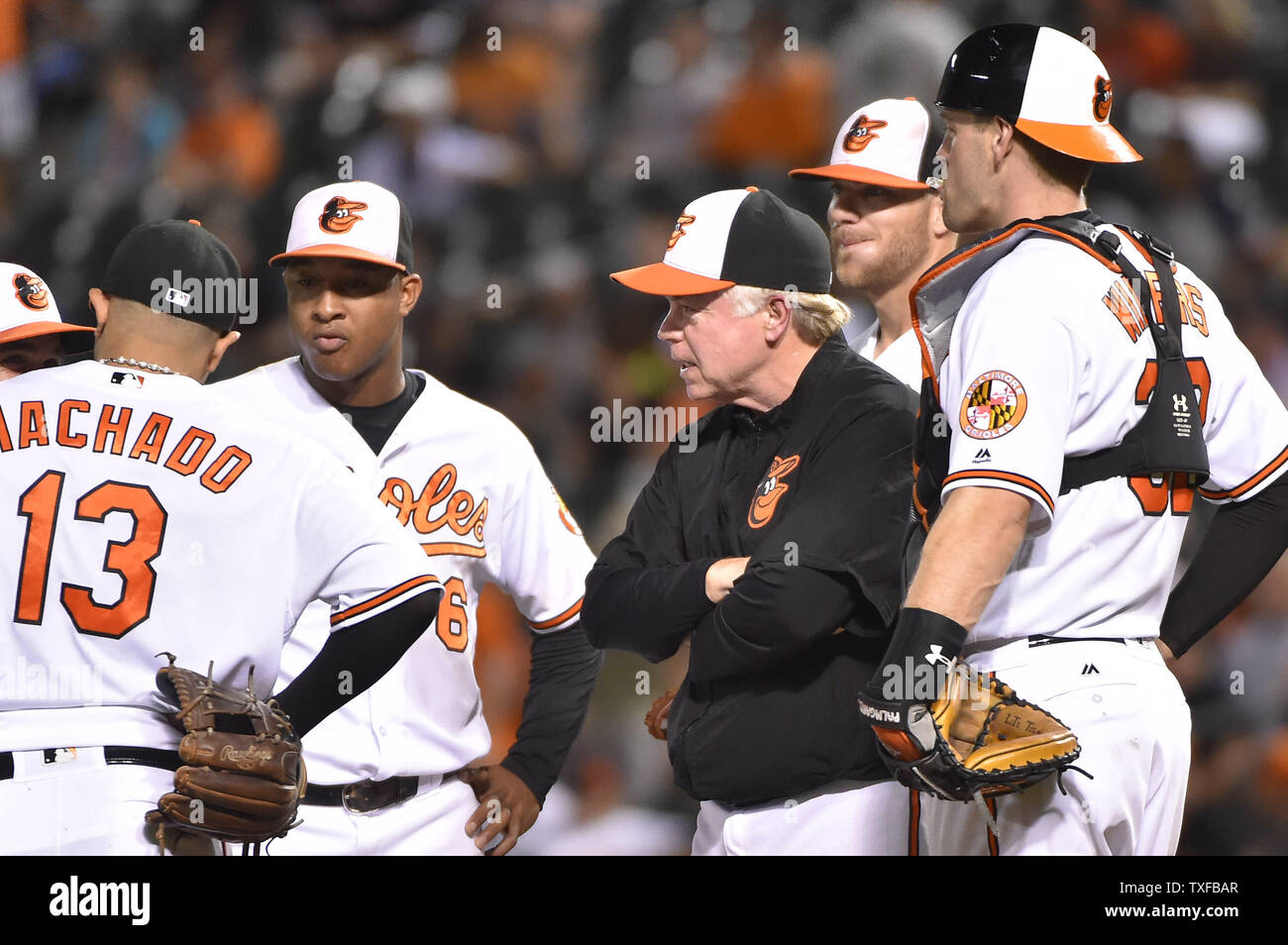 buck showalter orioles jersey