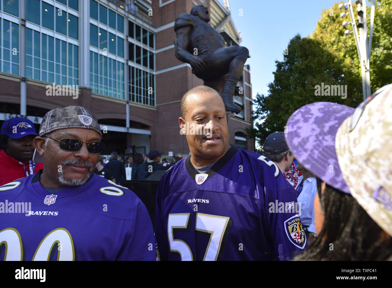 Nfl Wont Discipline Kneelers As Anthem Protests Make