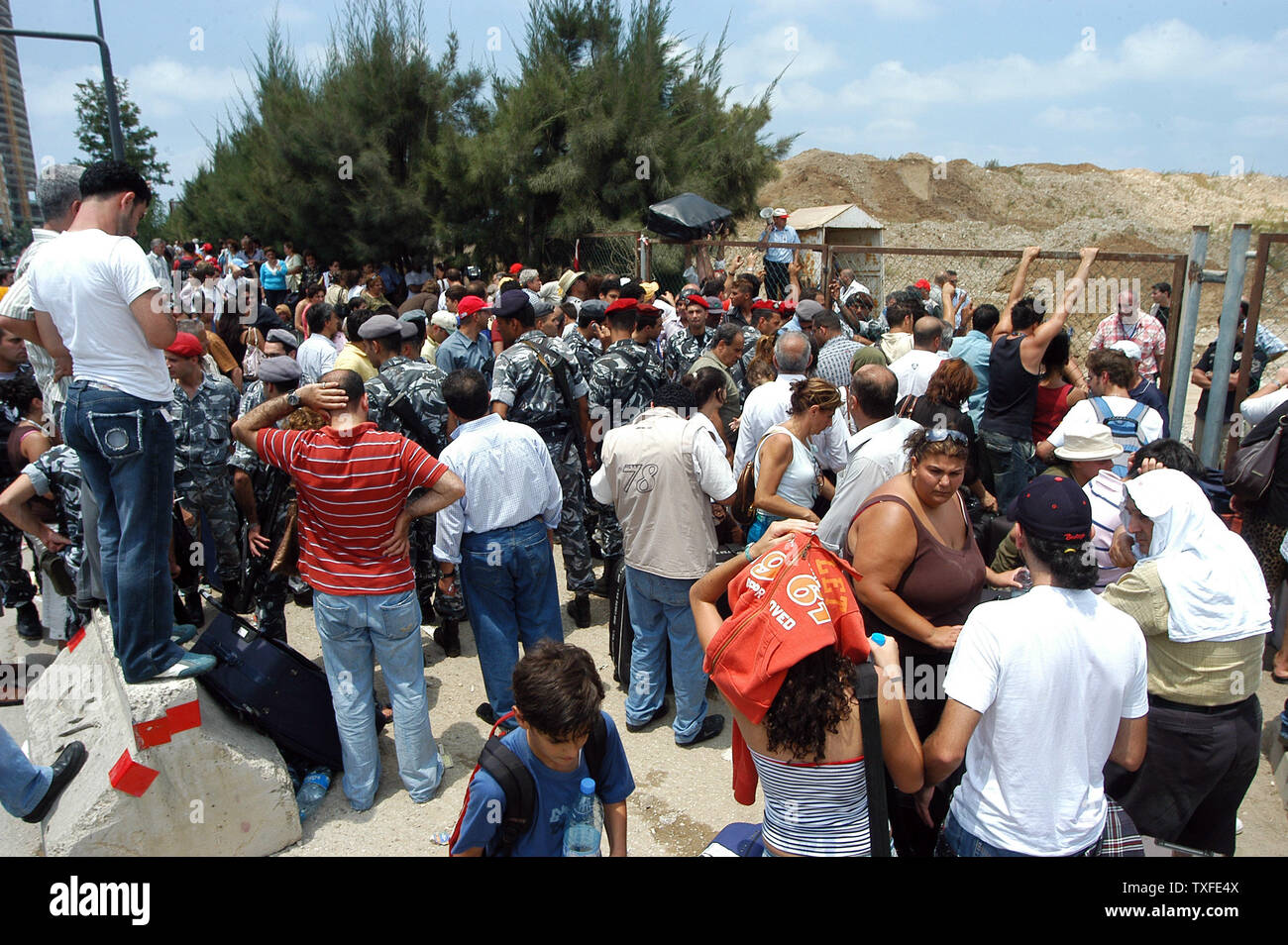 Lebanese police try and restore order 