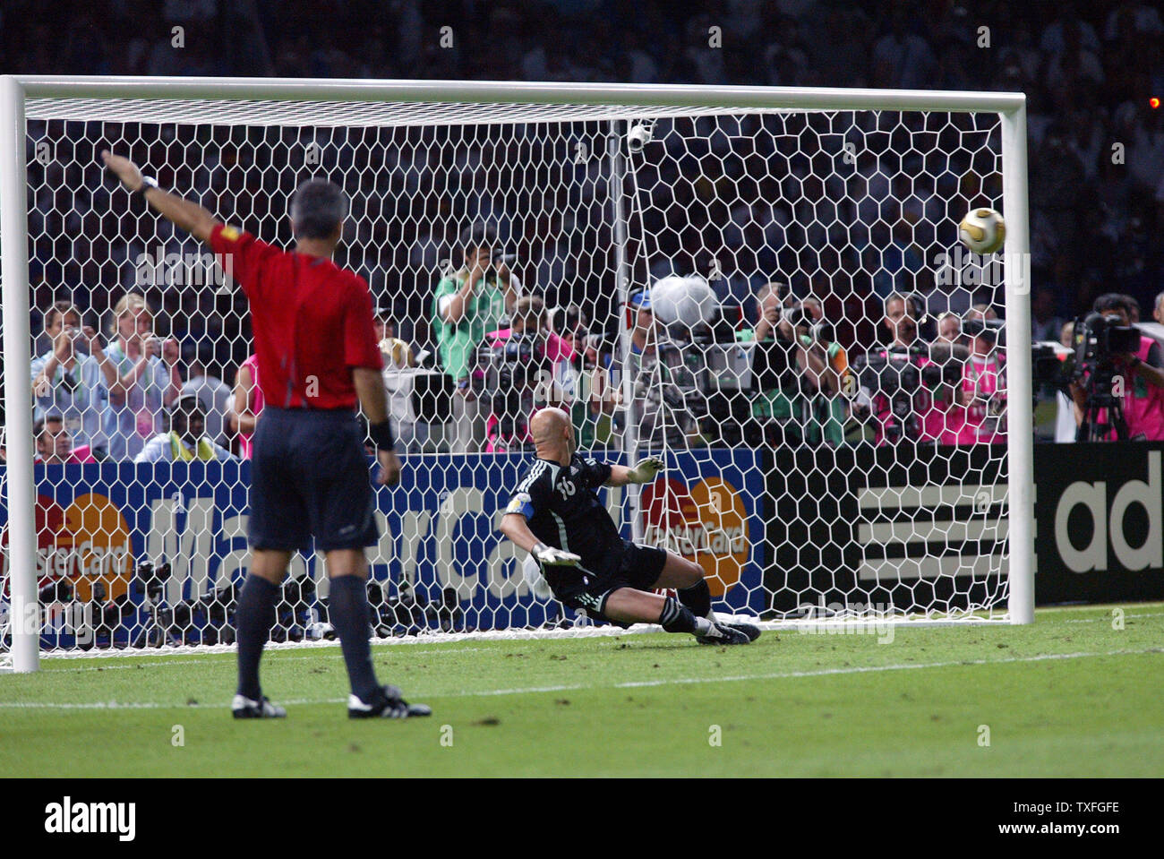 World cup 2006 italy hires stock photography and images Alamy