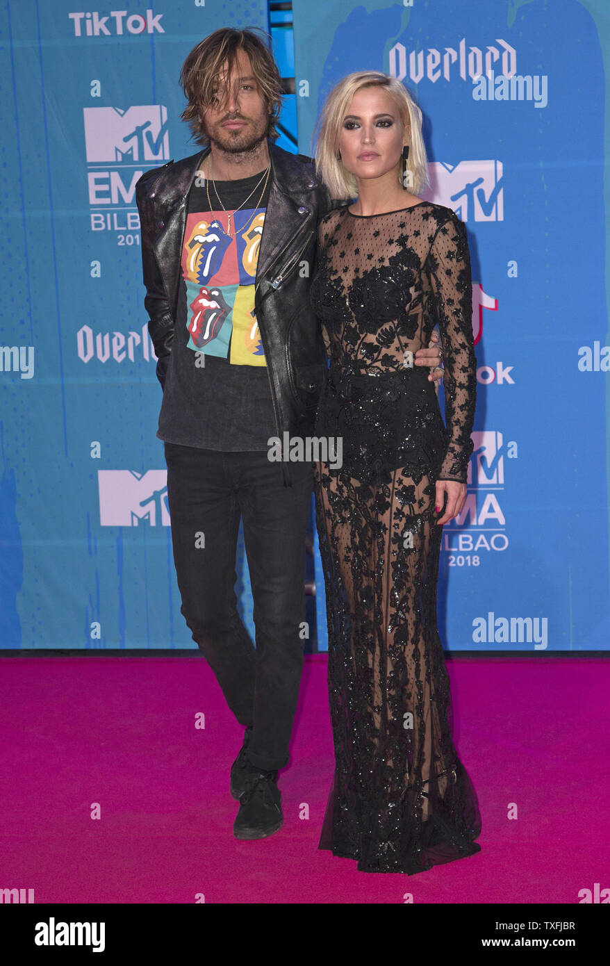 Adrian Roma (L) and Ana Fernandez arrive at the MTV Europe Music Awards