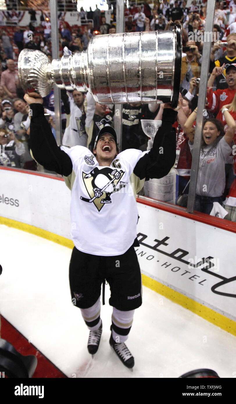 The Sidney Crosby Show: Stanley Cup Finals Game 7: Pens v Red Wings (W 2-1) 2009  STANLEY CUP CHAMPIONS!!!!!!!!!!!!