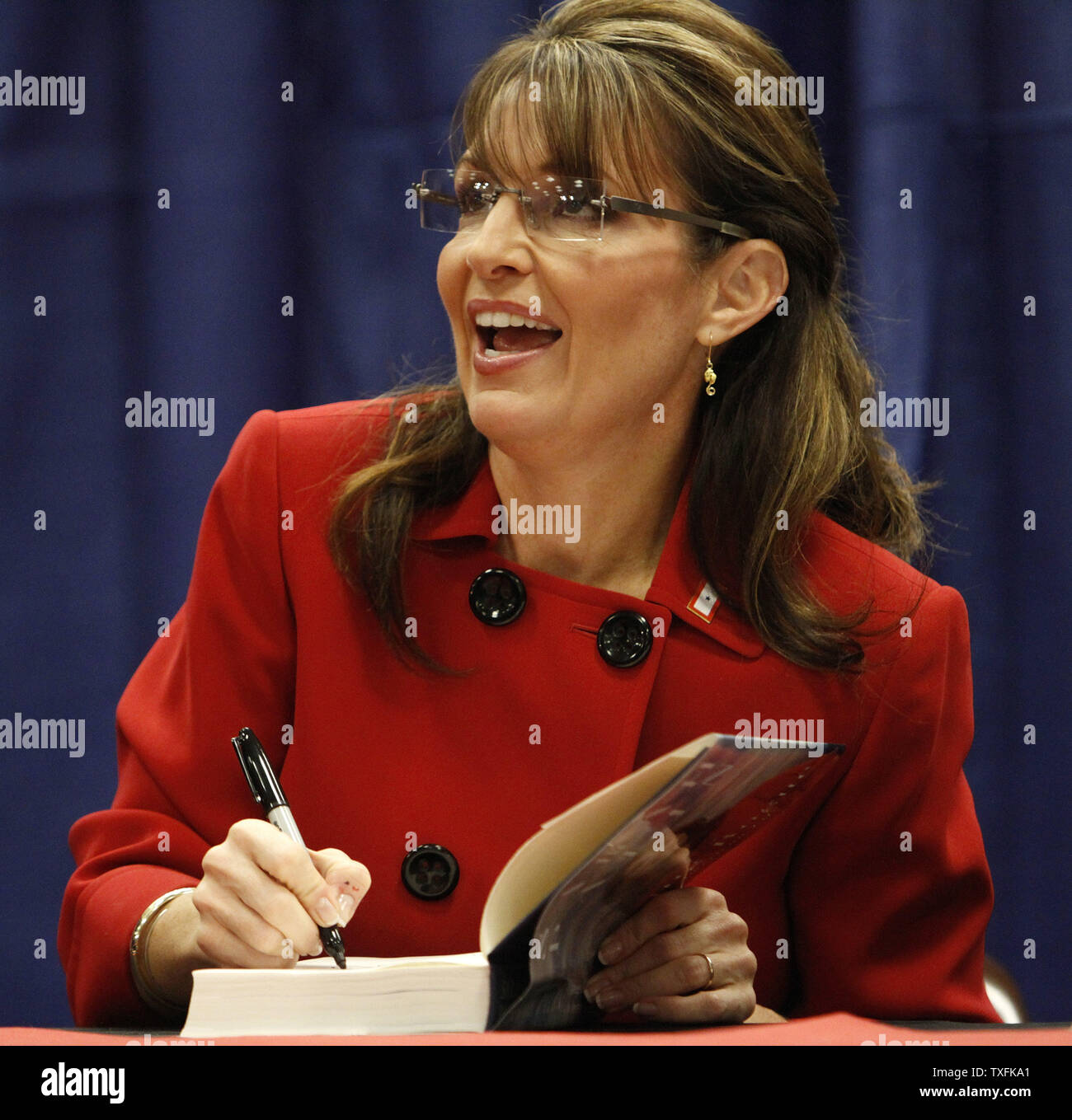Barnes And Noble Grand Rapids Mi BARN