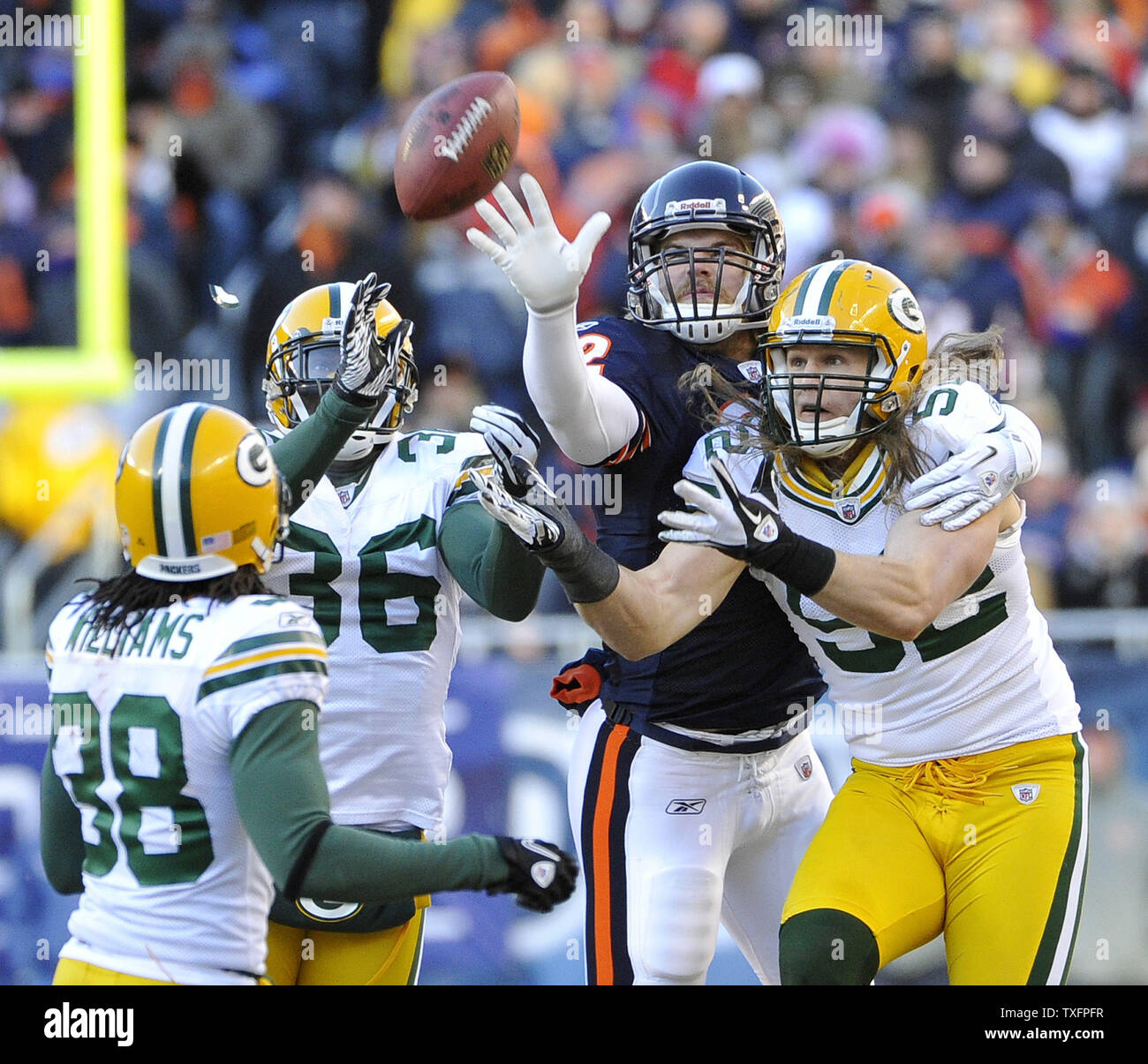 Green Bay Packers outside linebacker Clay Matthews (52) leaves the field  following his team's 42 -, Stock Photo, Picture And Rights Managed  Image. Pic. PAH-85817213