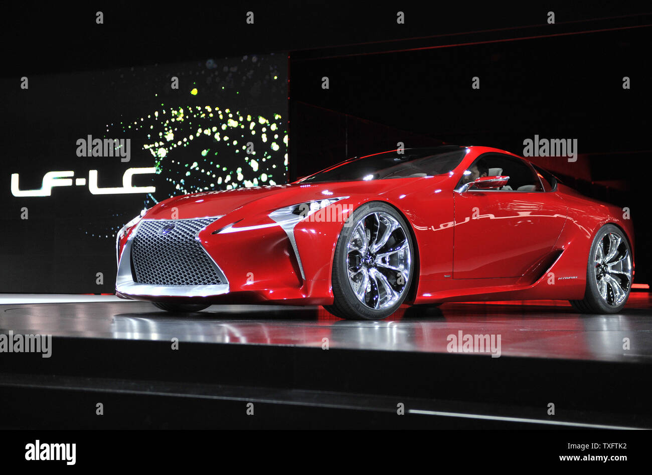 Lexus Lf A Concept Car At The North American International Auto Show 05 Stock Photo Alamy