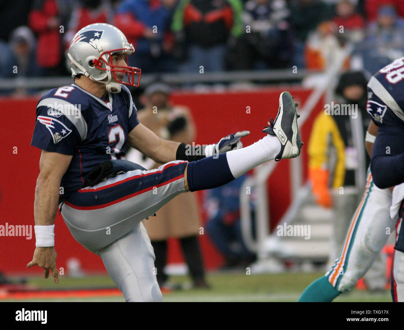 Doug flutie hires stock photography and images Alamy